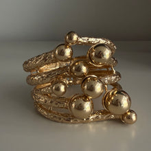 Load image into Gallery viewer, Pulsera dorada bolas
